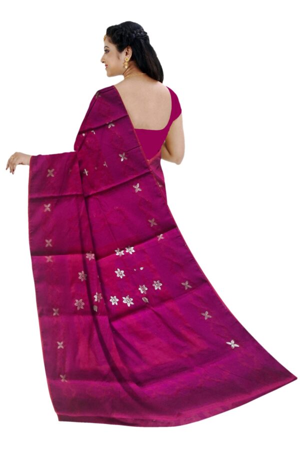 Magenta Dhakai Jamdani Saree - Image 2