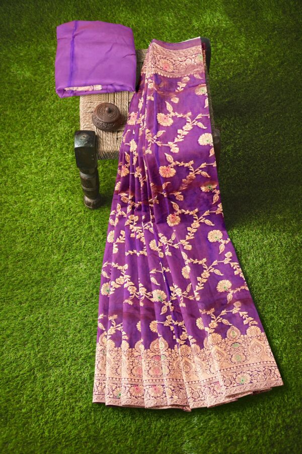 Magenta Colored Katan Silk Saree - Image 5