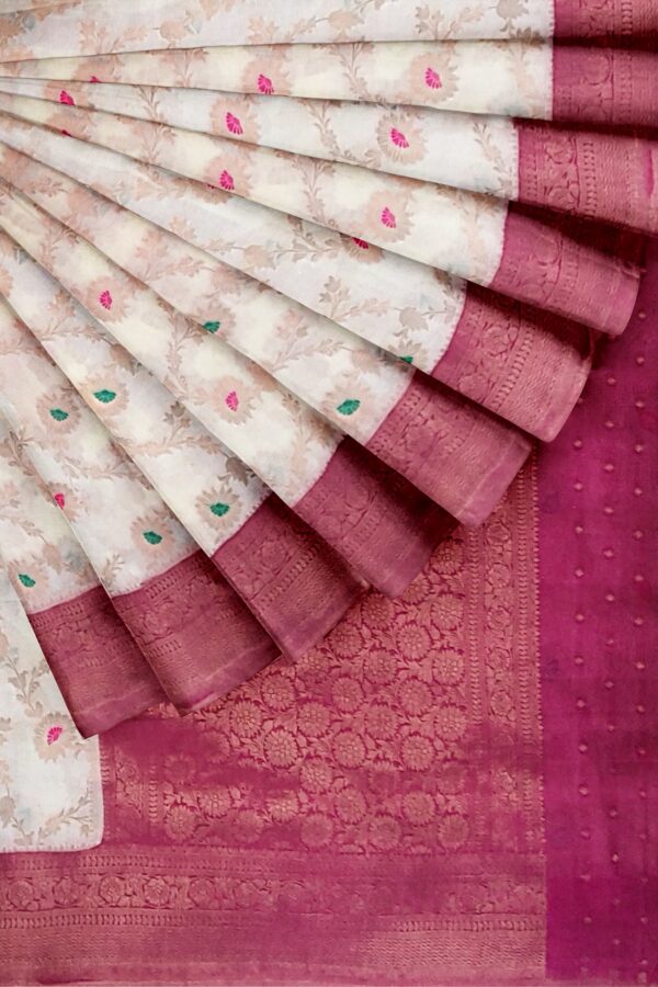 Cream Coloured Georgette (Khaddi) Saree - Image 7
