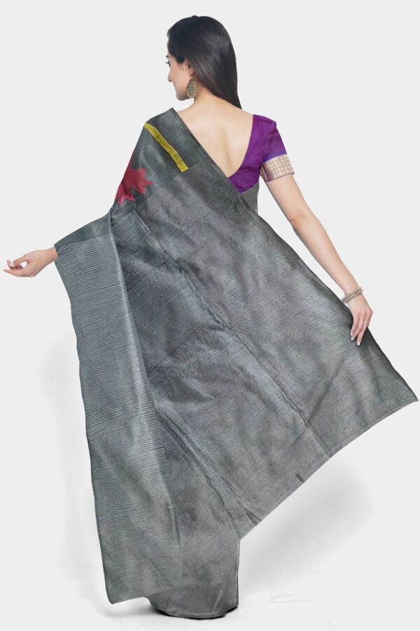 Steel Grey Matka Muslin Saree - Image 3