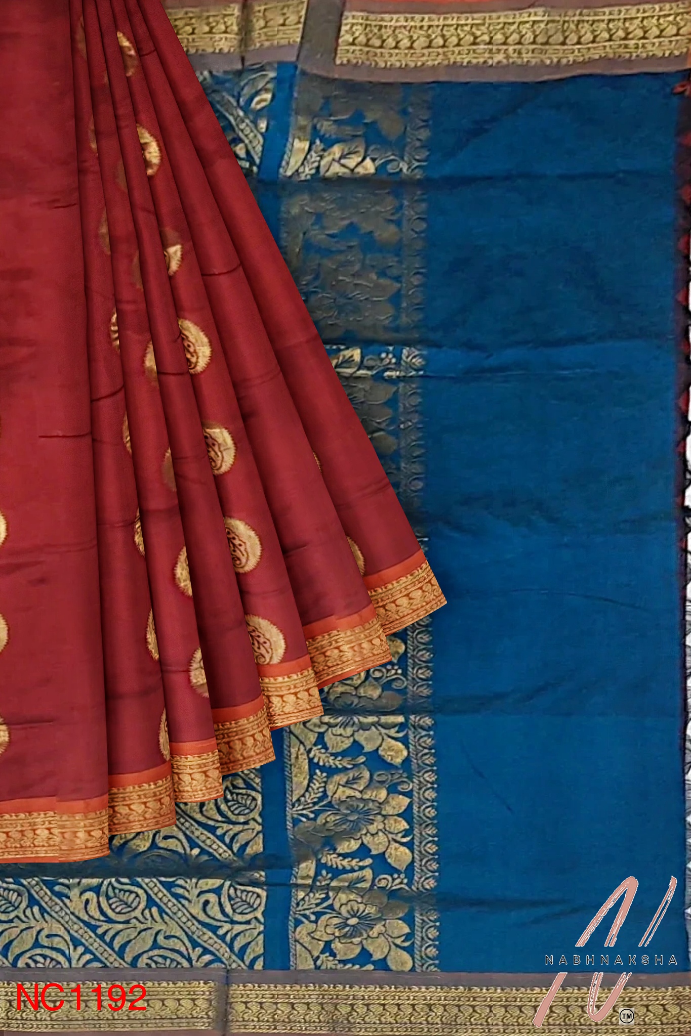 Maroon - Blue Gadwal Silk Saree - Image 4