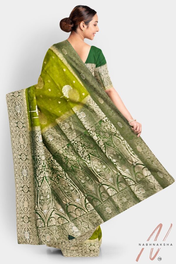 Green Colored Silk Saree - Image 3